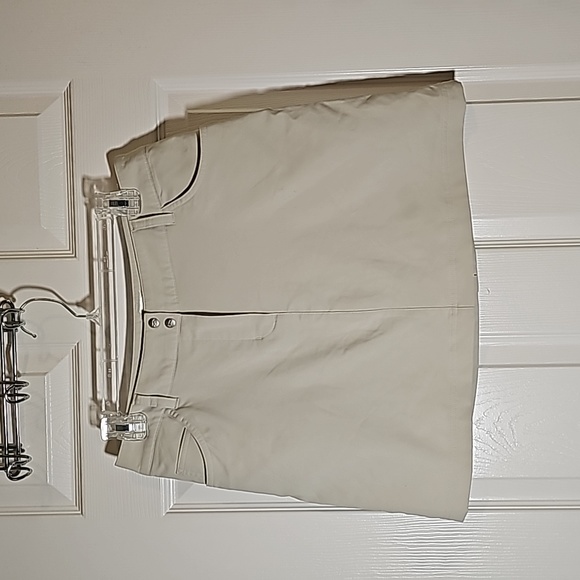 Slazenger Pants - Slazenger Women's Beige Golf Skort Size 6